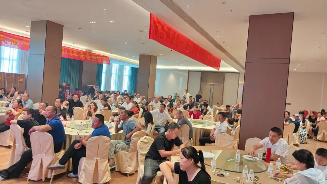 华天成回馈终端 —— 邯郸运营中心千人团购会盛况空前！