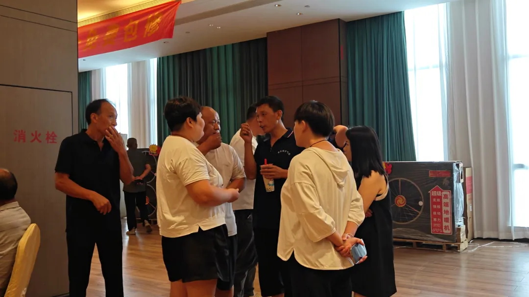 华天成回馈终端 —— 邯郸运营中心千人团购会盛况空前！